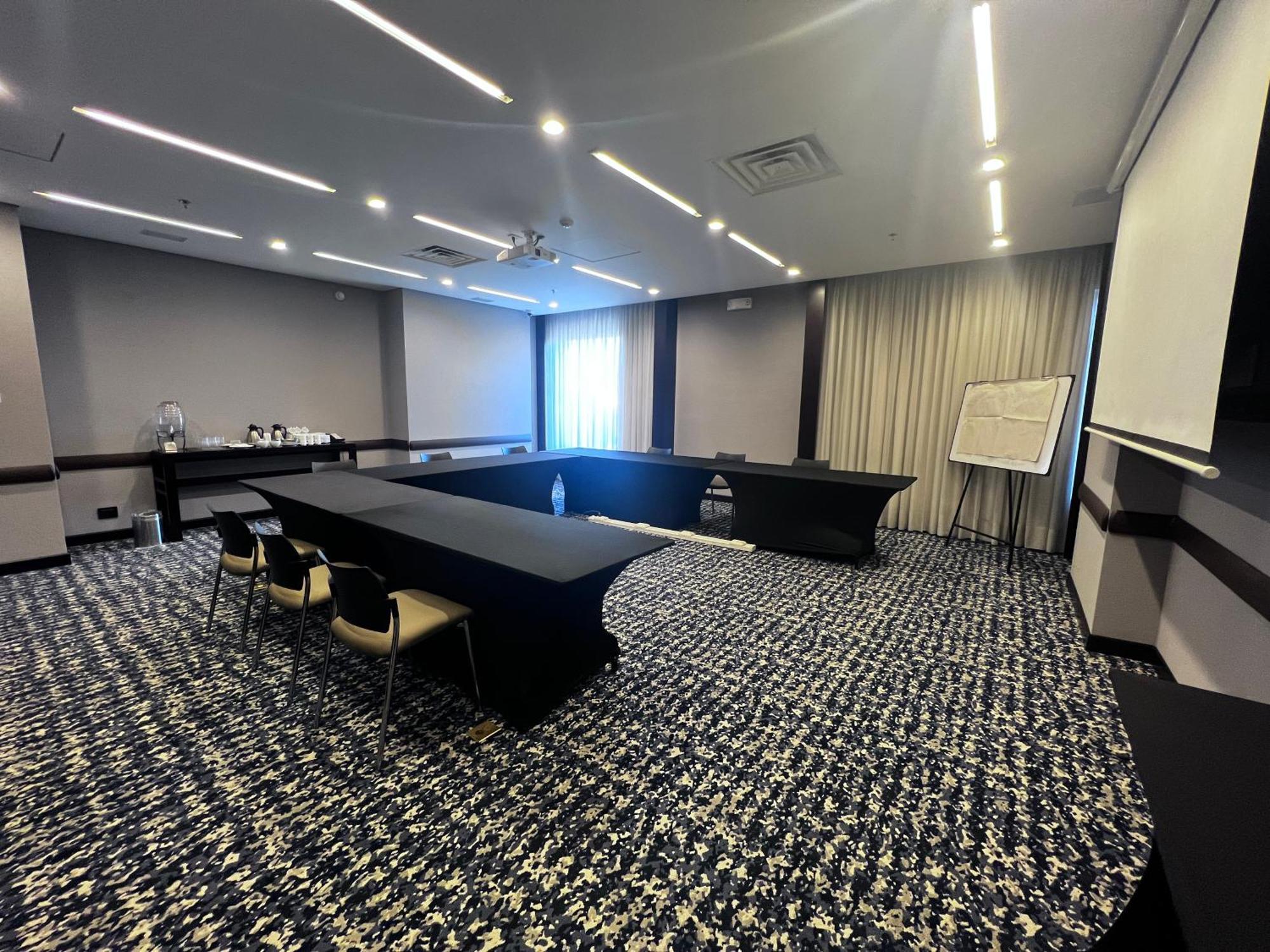 Holiday Inn Bogota Airport By Ihg Exteriör bild