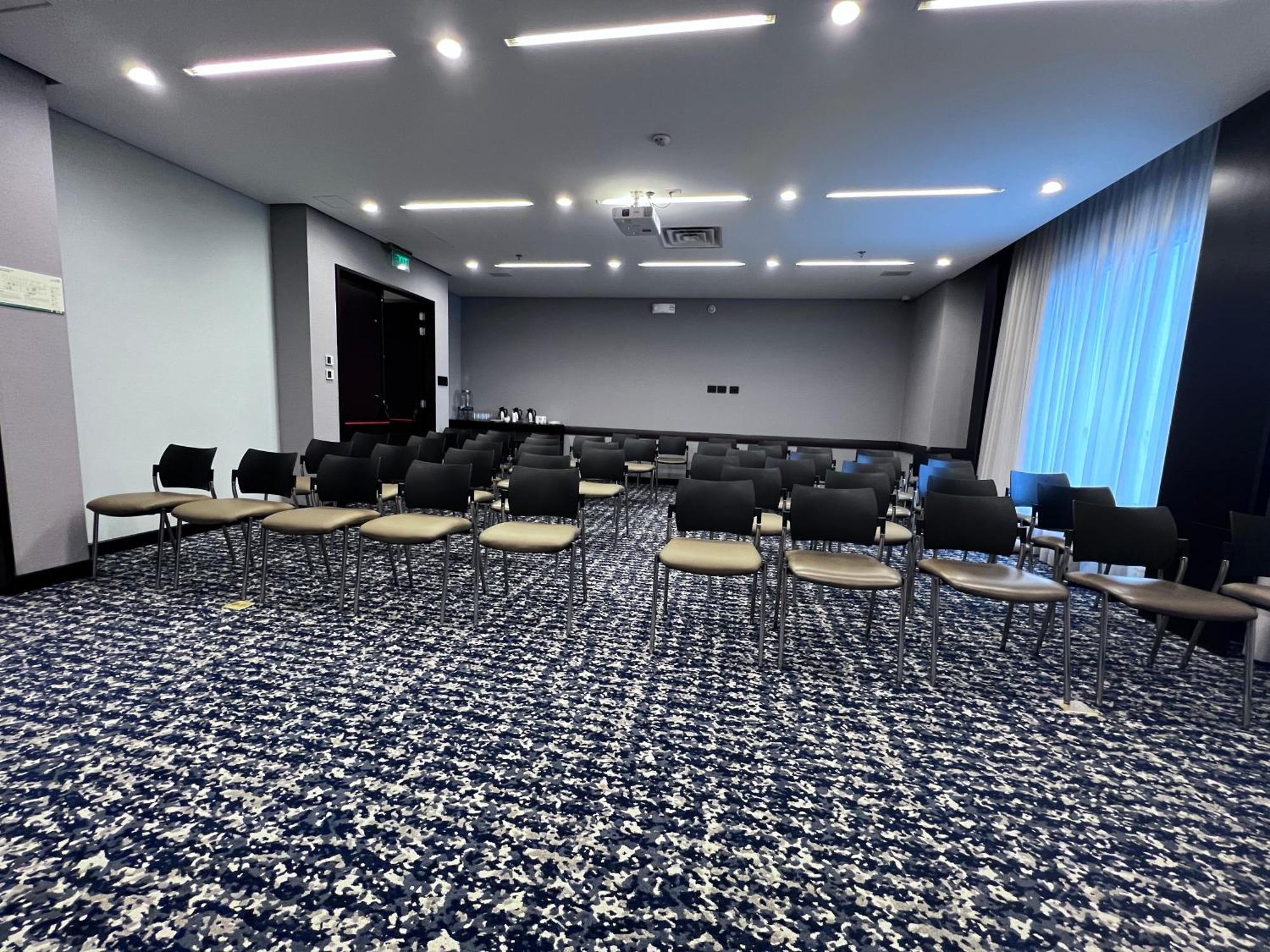 Holiday Inn Bogota Airport By Ihg Exteriör bild