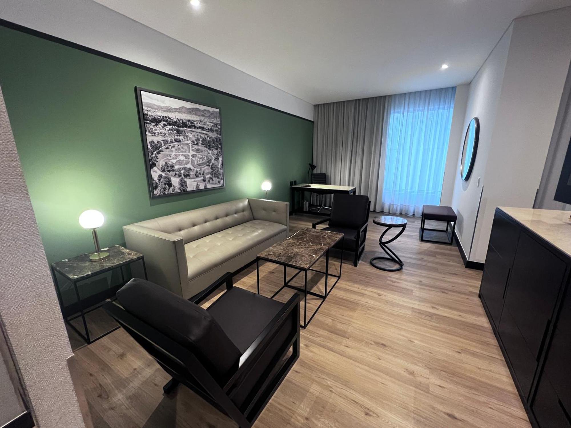 Holiday Inn Bogota Airport By Ihg Exteriör bild