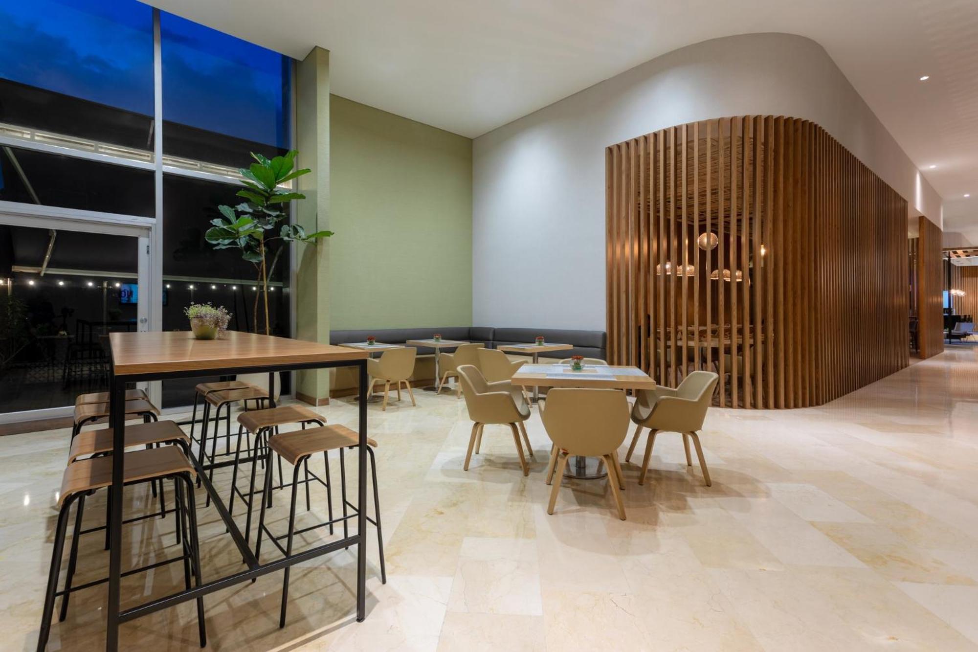 Holiday Inn Bogota Airport By Ihg Exteriör bild